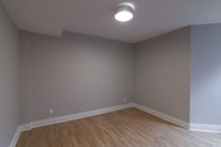 Renovated Akelius two bedroom apartment for rent. Located near Mount-Stephen in the Westmount neighb... (image 7)