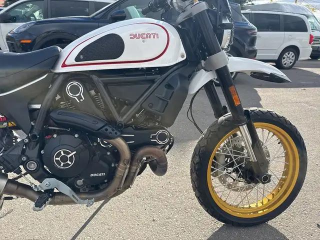2018 Ducati Scrambler Desert Sled ~ DUCATI SCRAMBLER ~ DESERT SL in Street, Cruisers & Choppers in City of Toronto - Image 28