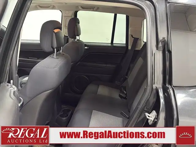 2010 JEEP COMPASS in Cars & Trucks in Calgary - Image 7