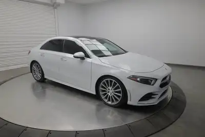 2020 Mercedes-Benz A-Class Engine: Intercooled Turbo Premium Unleaded I-4 2.0 L/121 L/100Km City: 9....