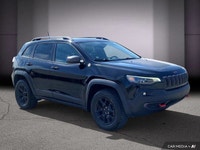 Le Jeep Cherokee Trailhawk 2021 est un SUV conçu pour les amateurs d'aventure et de conduite hors ro... (image 8)