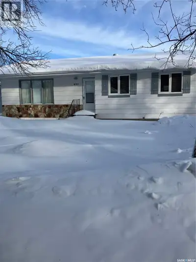 Located in Ituna, Sk you will find this 1076 sq. ft home with 2 bedrooms up and 1 bedroom downstairs...