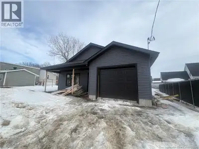 Preselling now with expected completion at the end of June 2026, this brand-new home offers 3 bedroo...