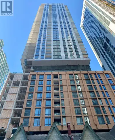 907 - 8 WIDMER STREET Toronto (Waterfront Communities), Ontario