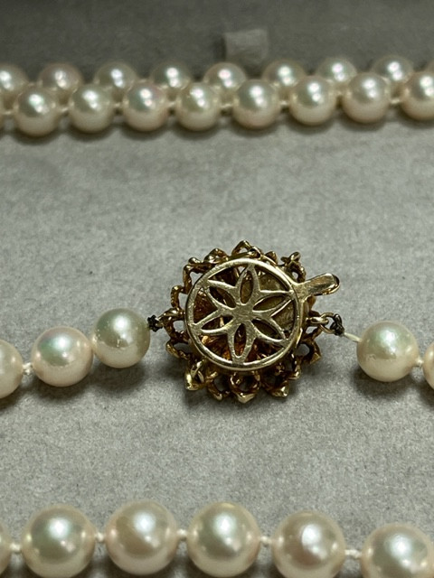 Vintage Birks Pearl Necklace - With Appraisal Paperwork in Other in Oakville / Halton Region - Image 3