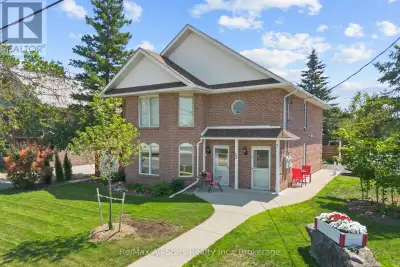 Welcome to this beautifully updated upper-level suite in the heart of Bobcaygeon! This inviting unit...