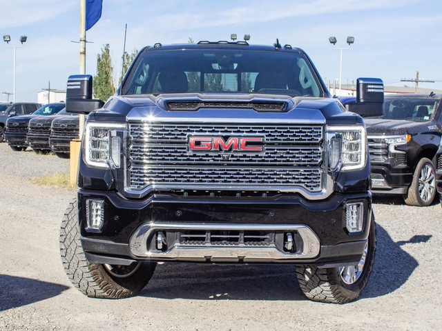 2023 GMC Sierra 3500HD 4WD Crew Cab Standard Box Denali for sale in Cars & Trucks in Edmonton - Image 3