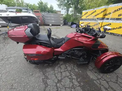Come visit us at Adventure Motors!! 2018 Can-Am Spyder F3 Limited As low as $60 weekly O.A.C Just Ar...