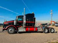 Kenworth T800 6x4 T/A Sleeper Truck Tractor