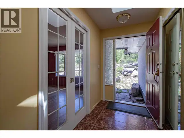 2263 Carmi Road Penticton, British Columbia in Houses for Sale in Penticton - Image 27