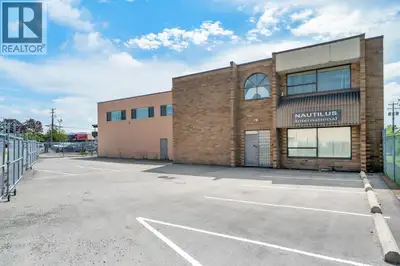 Rare free standing building in Central Burnaby with 13,293' leasable area sitting on a 15000' lot wi...