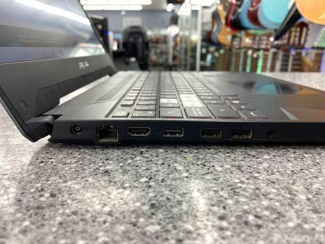 Asus TUF Gaming Laptop FX505 GTX1050 in Laptops in City of Toronto - Image 3