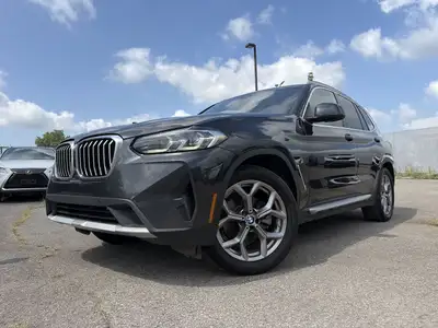 Découvrez le parfait équilibre entre luxe, performance et polyvalence avec cette BMW X3 xDrive30i 20...