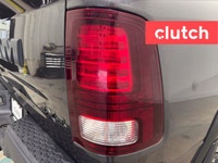 NO ACCIDENTS / CLEAN CARFAX / 1 OWNER / Auto Dimming Rearview Mirror, Front Heated Seats, Climate Co... (image 5)