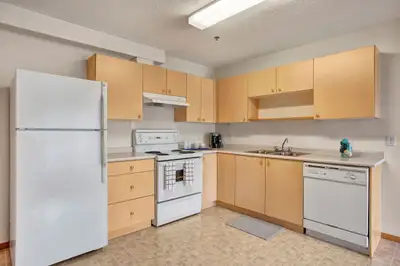 1 Bed x 1 Bath Apartment for Rent on Quail Ridge Road | $1475