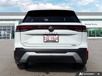 *Tiguan Comfortline 4 Motion* *Performance:* • 4- cylinder, 2.0 TSI , 201 HP & 221 lb-ft engine • 8-... (image 3)