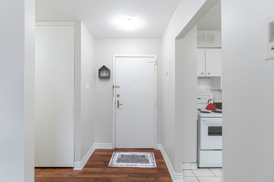 1 & 2  BEDROOM AVAILABLE IN NIAGARA! 3