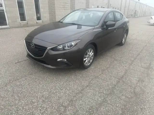2016 MAZDA3 4DR SEDAN606394328201963521
