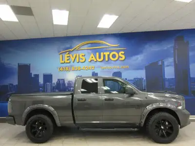 RAM 1500 CLASSIC 2021 EXPRESS V8 5.7 LITRES HEMI QUAD-CAB BOITE 6'4" 4X4 TOUT ÉQUIPÉ / CAMÉRA DE REC...