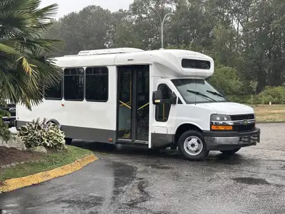2018 Chevrolet Express 4500 Cutaway Total Vehicle Measurements: 18' 8in. L x 6' 6in. W x 7' 1in. H 2...