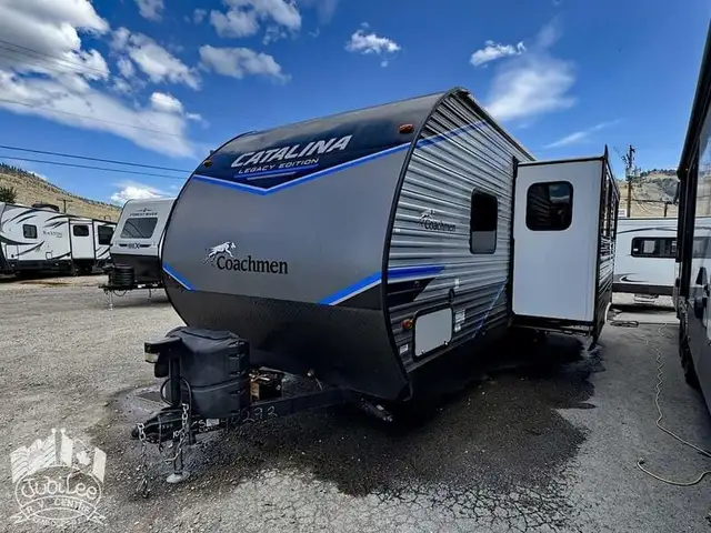 2022 ,Catalina,Coachmen RV 263BHSK in Travel Trailers & Campers in Kamloops - Image 3