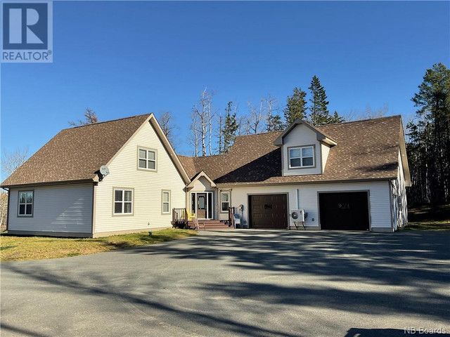 1050 Rivière à la truite Rivière-À-La-Truite, New Brunswick in Houses for Sale in Bathurst - Image 4