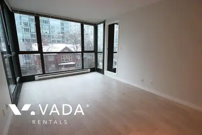 The Lions 1 BR APT Rental 401-1331 Alberni St Vancouver: VADA Located in the heart of Coal Harbour,...