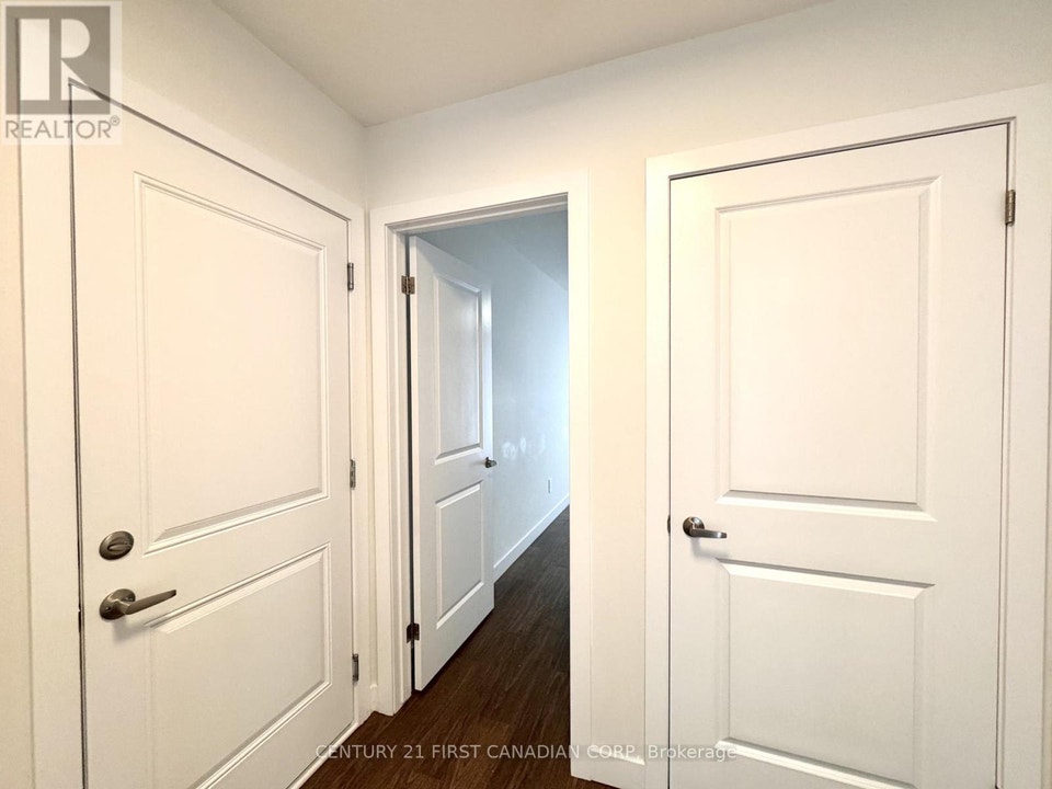 29 - 349 SOUTHDALE ROAD E London South (South W), Ontario 5