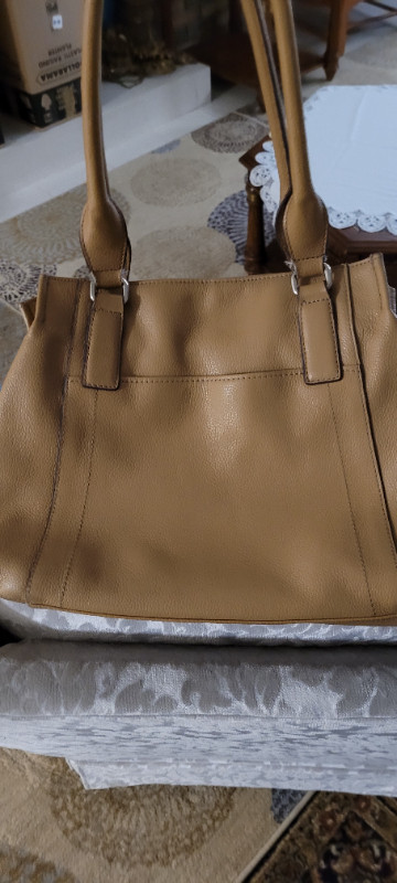 Ladies purses in Women's - Bags & Wallets in Thunder Bay