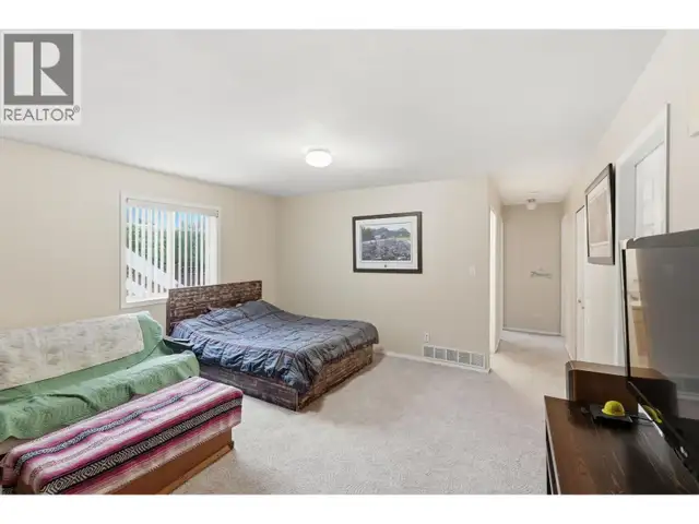 660 Wiltse Boulevard Penticton, British Columbia in Houses for Sale in Penticton - Image 36