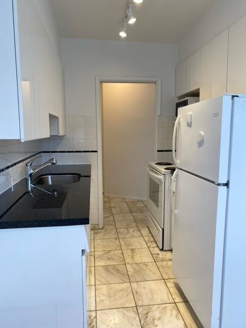 Spacious 2 bedroom 5