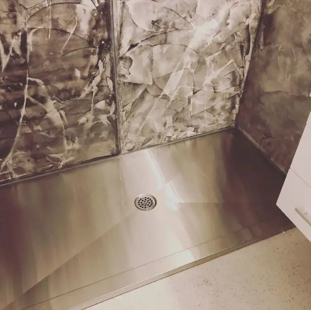 DOUCHE DRAIN POSITIONNÉ SELON VOS BESOIN in Plumbing, Sinks, Toilets & Showers in Longueuil / South Shore - Image 5