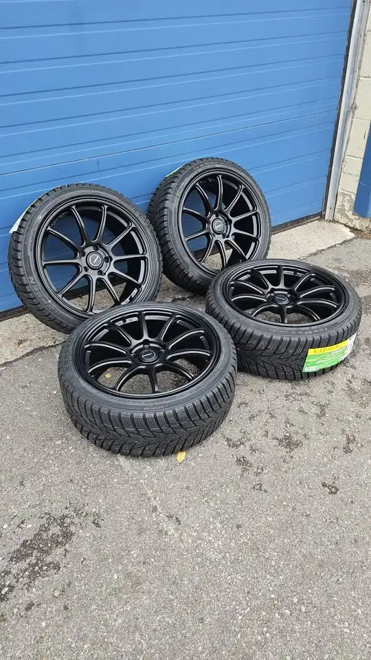 VW Golf R GTI Superspeed w/Summer tire Package 18 / 19" in Tires & Rims in Markham / York Region - Image 4