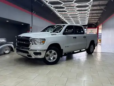 Heres your chance to own the 2022 Ram 1500 Tradesman, a robust and powerful 4x4 truck perfect for ev...