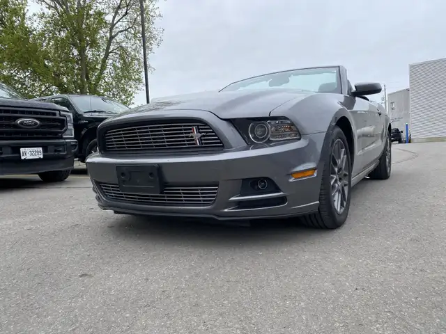 2014 Ford Mustang V6 Premium in Cars & Trucks in Cornwall - Image 10