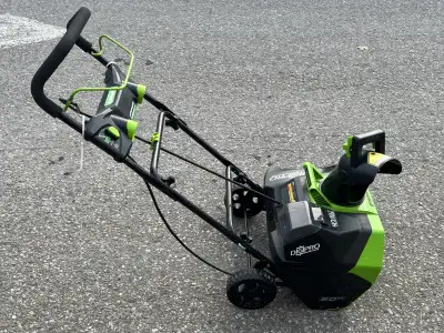 Greenworks 40V 20-Inch Brushless Snow Thrower (2600200), View more