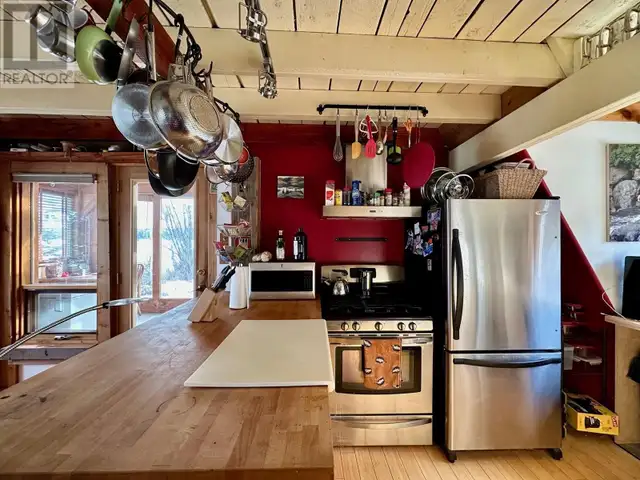3076 PIDHERNY ROAD Smithers, British Columbia in Houses for Sale in Smithers - Image 20