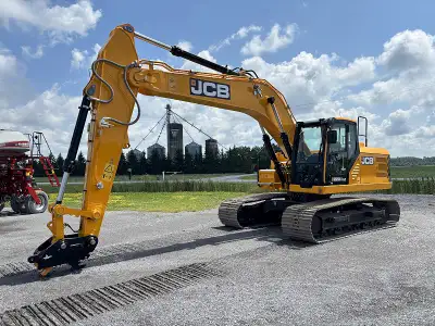 2026 JCB 220X LARGE CRAWLER EXCAVATOR STOCK #A117544 22 TON 173 ENGINE HP 52450 POUND OPERATING WEIG...