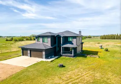 26231 Township Road 544, Sturgeon County, Alberta Available Immediately – Long-Term Lease Preferred...