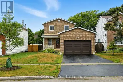 Located in a very family friendly neighborhood, this 3 bedroom, 1 full bathroom home awaits its next...
