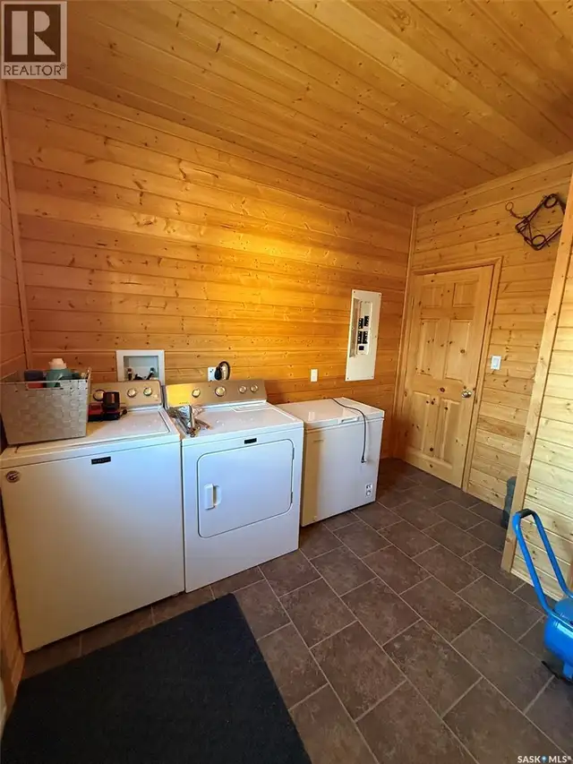 129 North Shore ROAD Chitek Lake, Saskatchewan in Houses for Sale in Prince Albert - Image 29