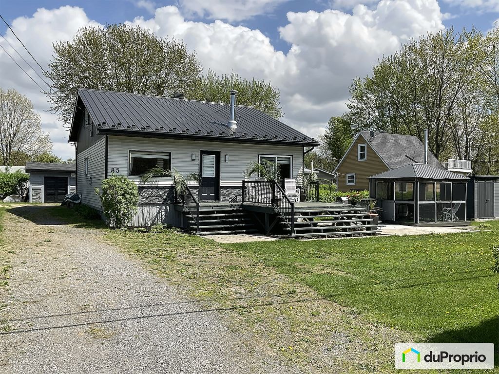 $259,900 - Bungalow for sale in St-Francois-Du-Lac — photo 1