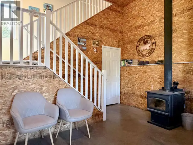 7566 BRIDGE LAKE BUSINESS ROUTE 100 Mile House, British Columbia in Houses for Sale in 100 Mile House - Image 15