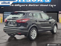 Look at this certified 2021 Nissan Qashqai SV | Sunroof | Heated Seats + Steering | Remote Start | C... (image 4)