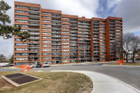 FOR LEASE: Convenient & Reno'd 2 Bdrm/1 Bath Unit in Erin Mills