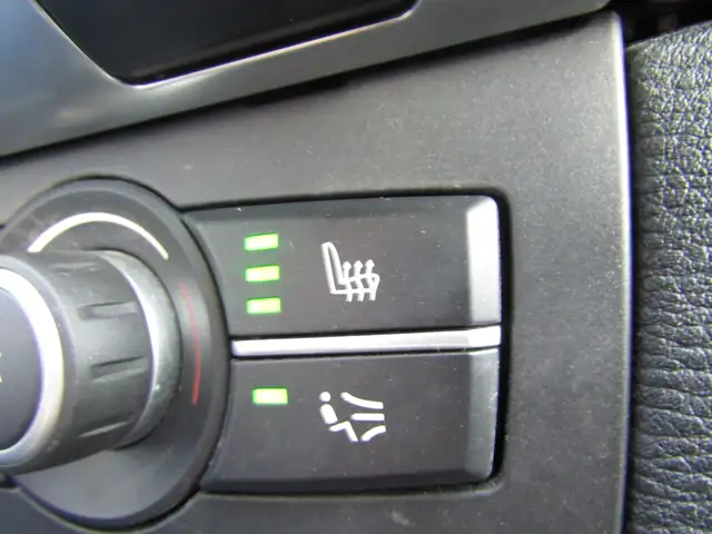 2009 BMW X5 XDrive30i ,7 Pass, Pano, Leather, Memory, Alloy, *Ce in Cars & Trucks in Mississauga / Peel Region - Image 26