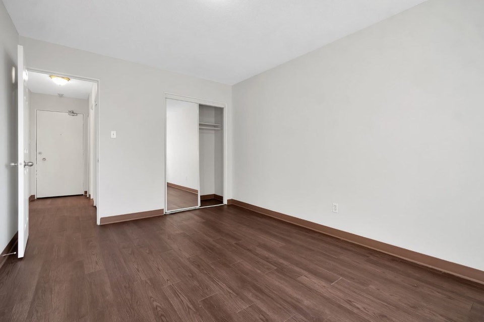 Princeton Place Apartments - 1 Bedroom available at 1021 Howay S 5