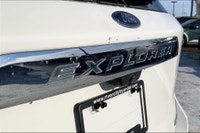 2.3 L 4 Cyl Engine Vehicle Options: Leather Interior, Sunroof, Wireless Charging, Blind Spot Monitor... (image 7)