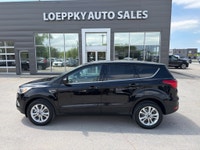 2019 Ford Escape SE AWD Loeppky Auto Sales is excited to offer this stylish and versatile 2019 Ford... (image 1)