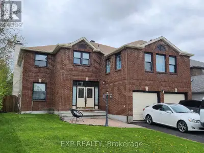 ATTENTION ALL INVESTORS: OFFERS PRESENTED MONDAY, MAY 18TH AT 1PM. (as per form 244) Executive 3,300...